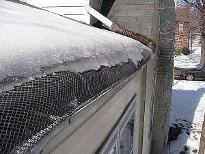Ice dam