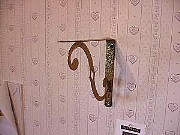 Hang one side